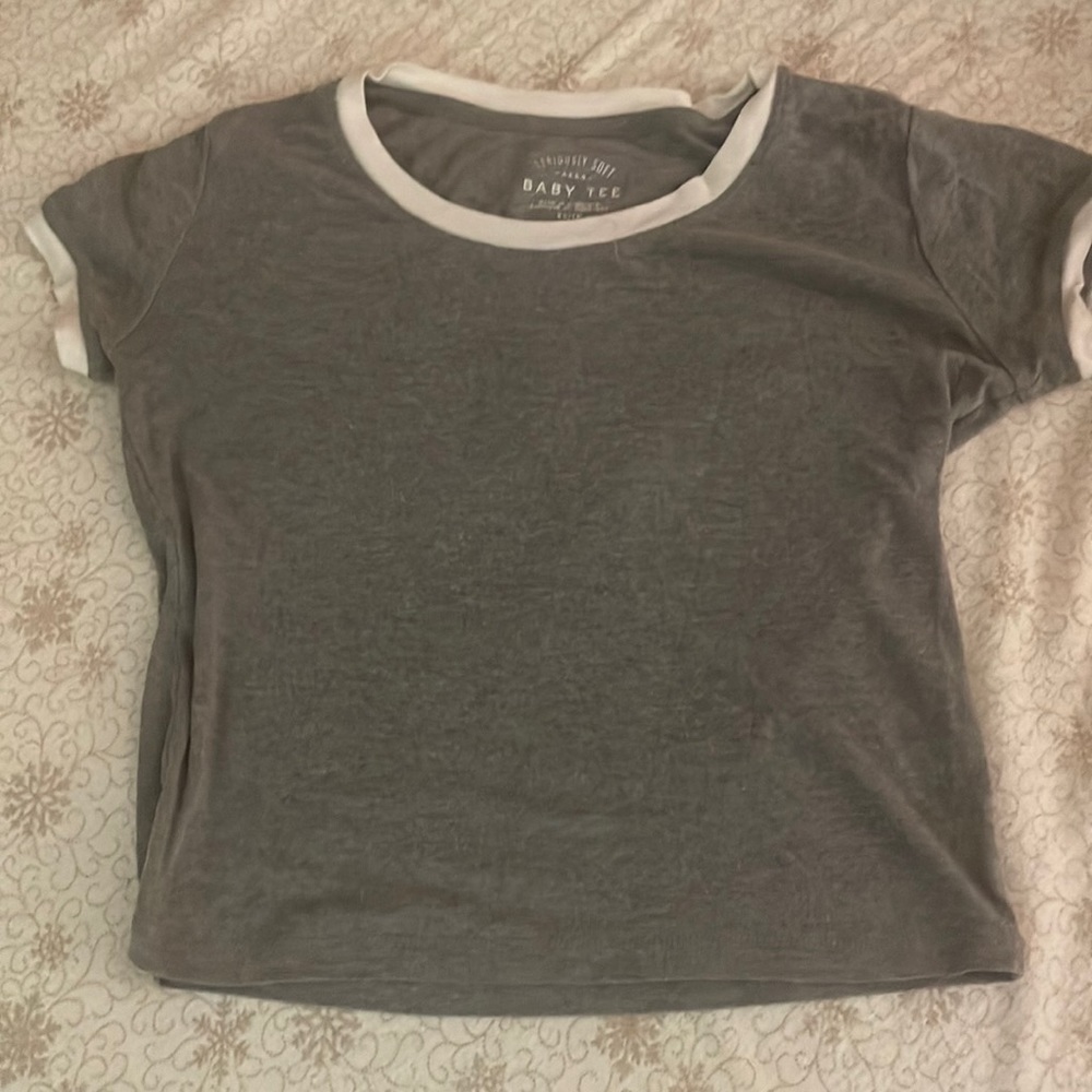 grey and white slightly cropped tee from aeropostal